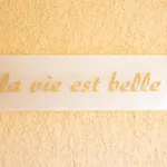 La Vie Est Belle *
