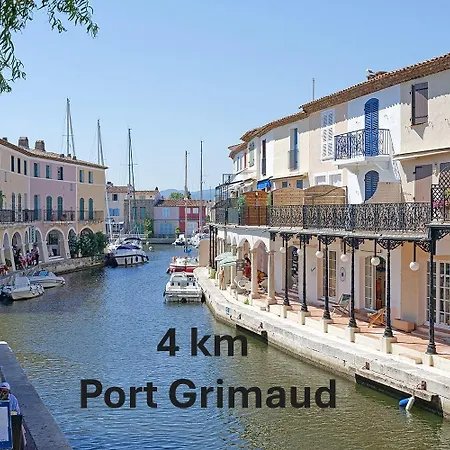 La Vie Est Belle Apartment