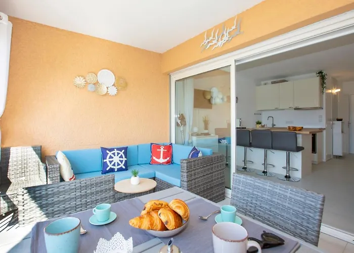 La Vie Est Belle Apartment *